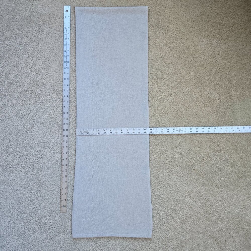NWOT Everlane Knit Cashmere Scarf Grey